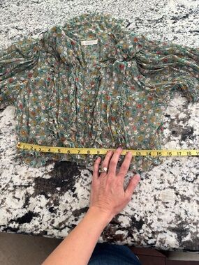 Doen Selma top/ silk Green Floral Ruffled Blouse